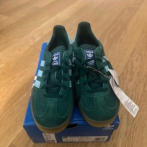 ADIDAS GAZELLE SNEAKERS